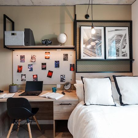 Students Only South London Homes 外观 照片
